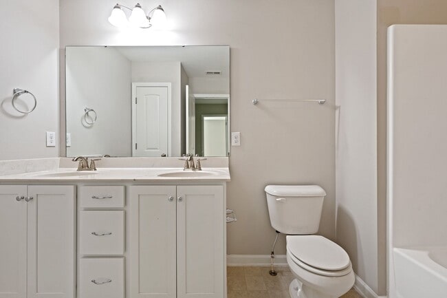 Building Photo - 17 Rattan Bay Ct
