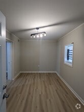 Building Photo - 456 Dunbar St SW