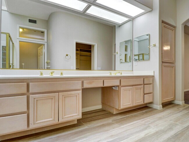 Building Photo - 38574 Clear Sky Way