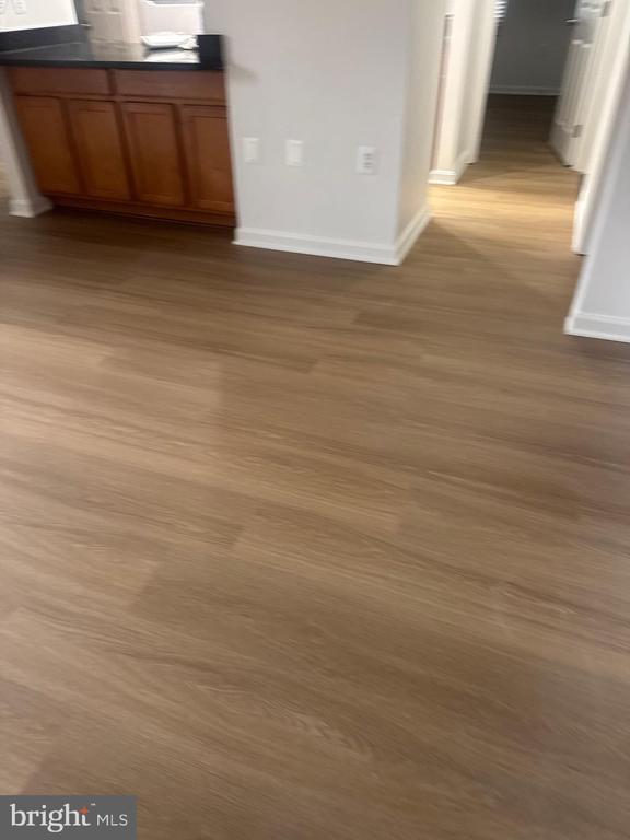 Building Photo - 122 Westwick Ct