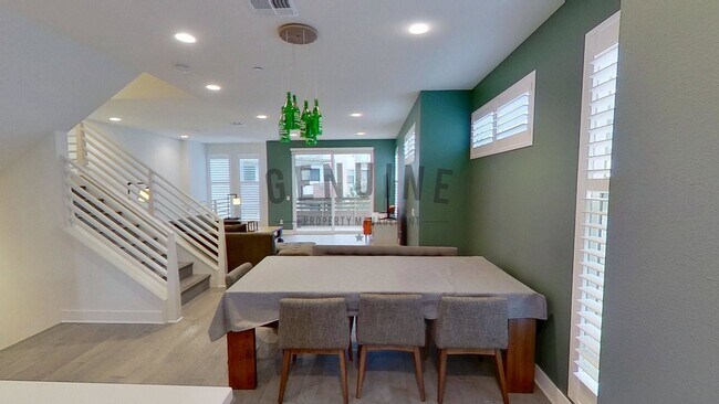 Building Photo - Beautifully Furnished 3Bd 3.5Ba Condo in Costa Mesa