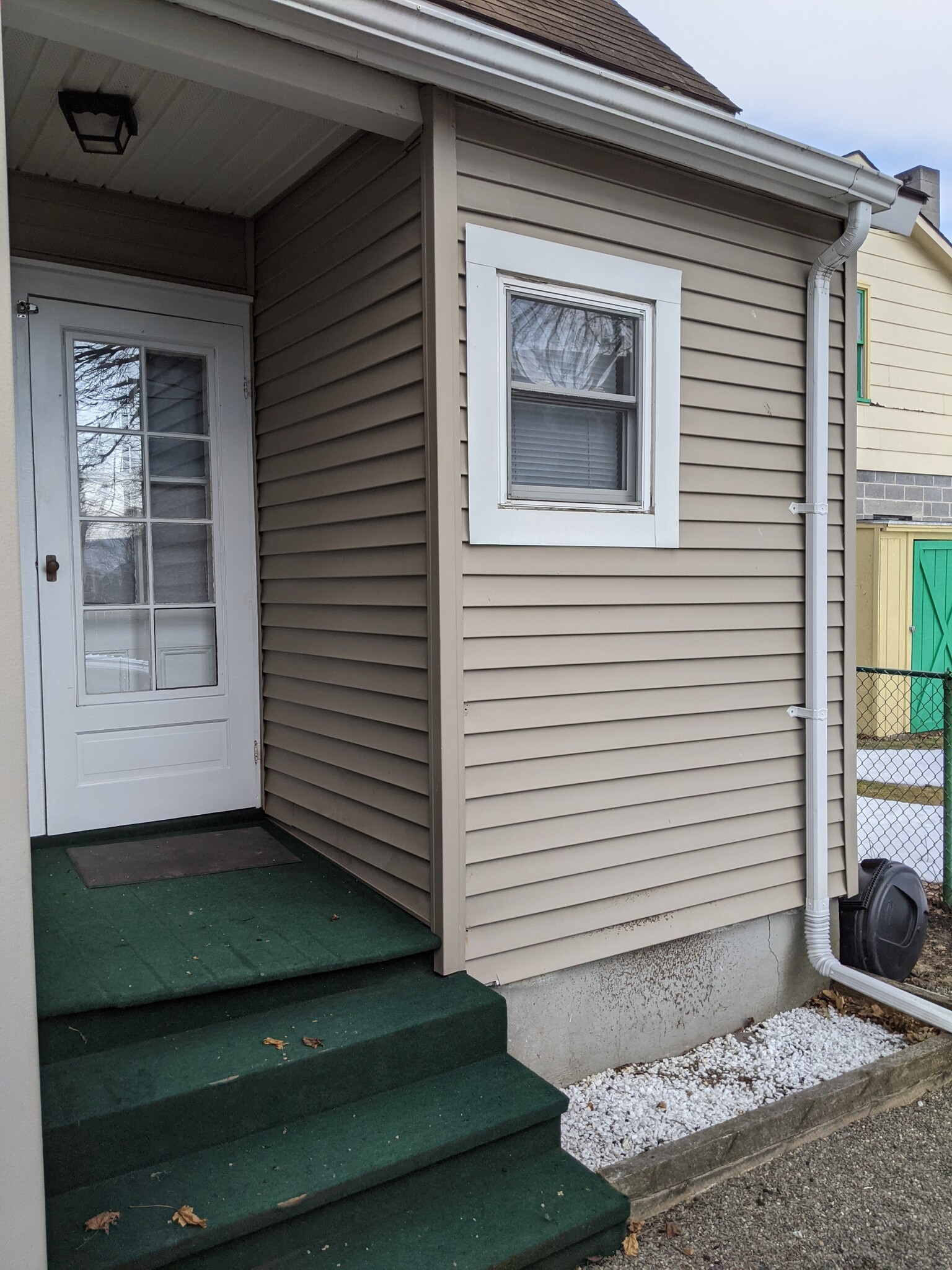 Building Photo - 107 N Elmira St