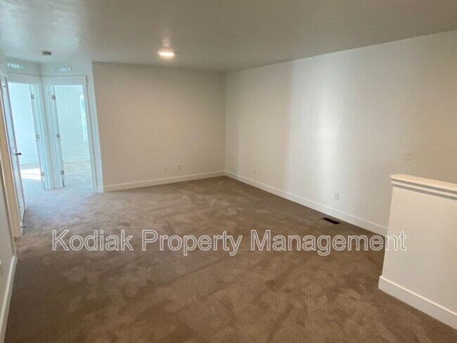 Building Photo - 1158 N 1880 W