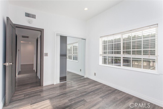 Building Photo - 9502 Laurel Canyon Blvd