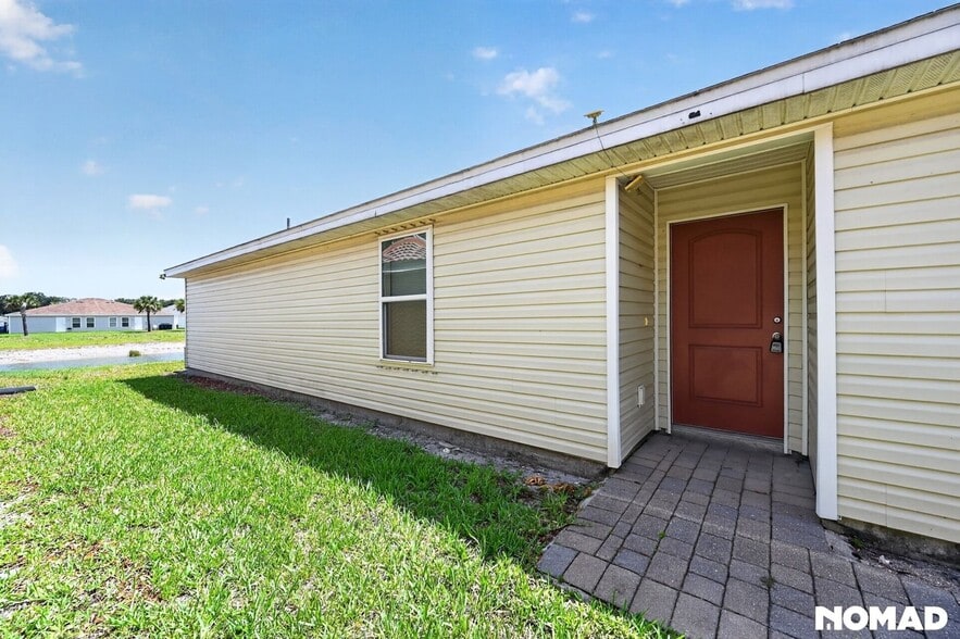 Building Photo - 18266 Minorea Ln