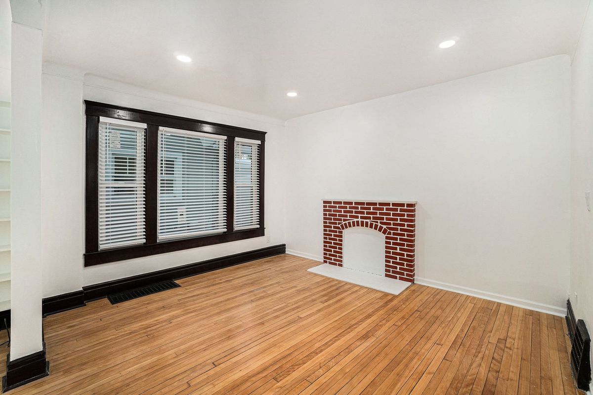 Building Photo - 1208 Olivia Ave