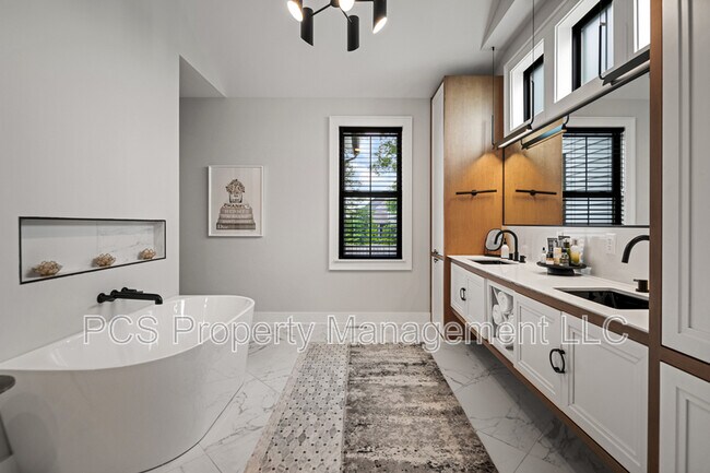Building Photo - 3618 Graythorne Dr