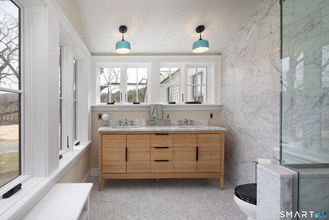 Building Photo - 40 Music Mountain Rd