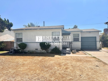 Primary Photo - Move-In Ready 3 Bed Home | New Floors, Big...