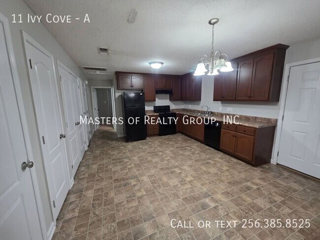 Building Photo - 11 Ivy Cove