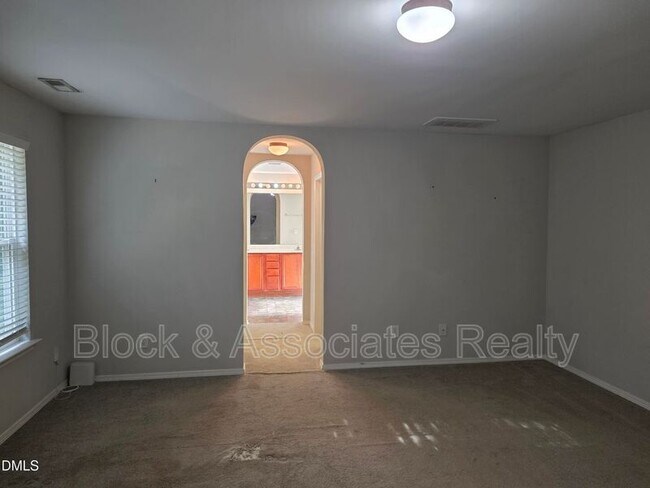 Building Photo - 8208 Stone Cellar Dr