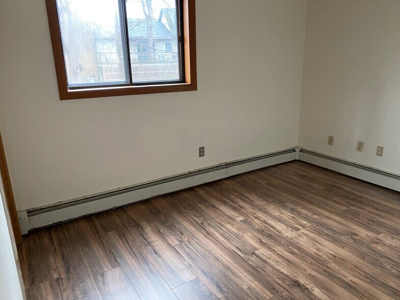 Building Photo - 7 Langdon St