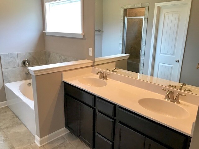 Building Photo - Now Leasing a 4 Bedroom 3 Bath Home In Olive Branch, Zoned For Highly Rated Schools.