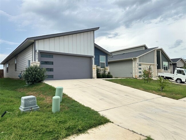 Building Photo - 117 Cupreata Ln