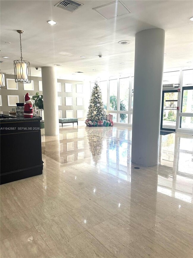 Building Photo - 7441 Wayne Ave