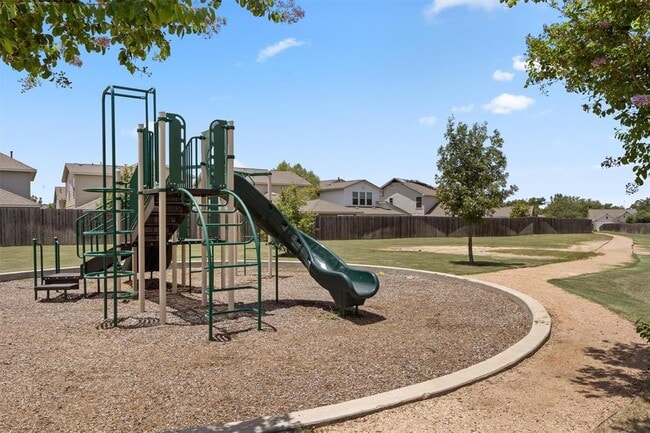 Building Photo - 8612 McKamy Dr
