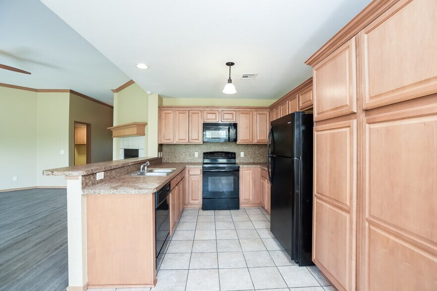 Building Photo - 4009 Notting Hill Dr