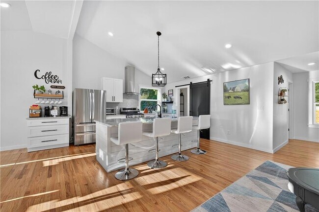 Building Photo - 1324 Ace Mcmillian Rd