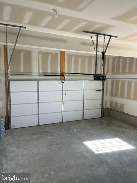 Building Photo - 11 Sisal Way