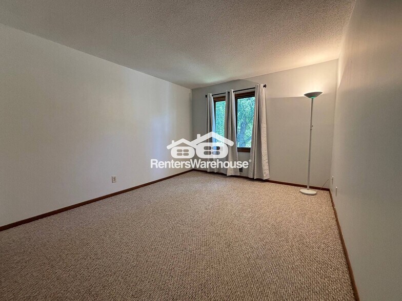 Building Photo - 4679 Sorrel Point