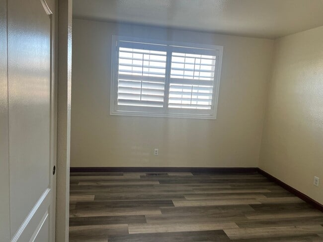 Building Photo - Charming Home in Las Palmas Community