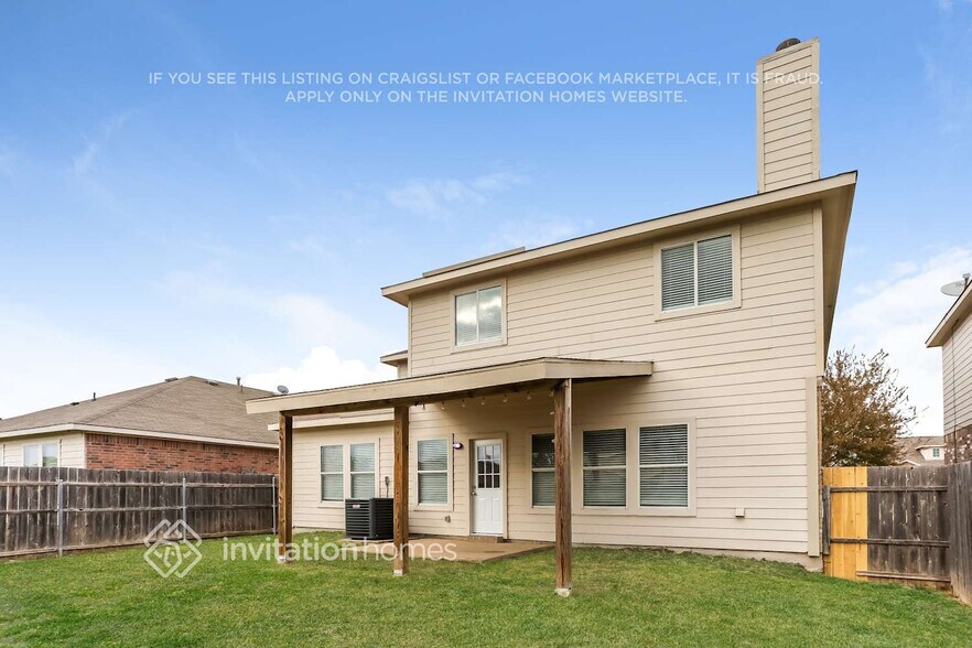 Building Photo - 2032 Fairview Dr