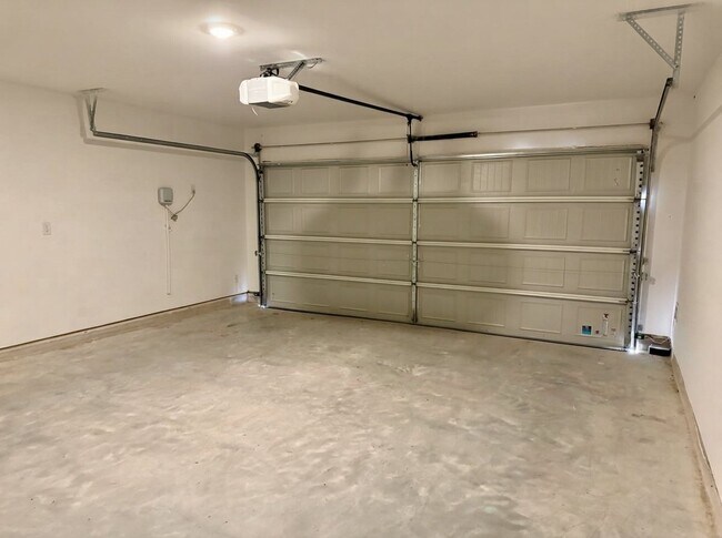 Building Photo - 26710 Dalmatian Bellflower Dr