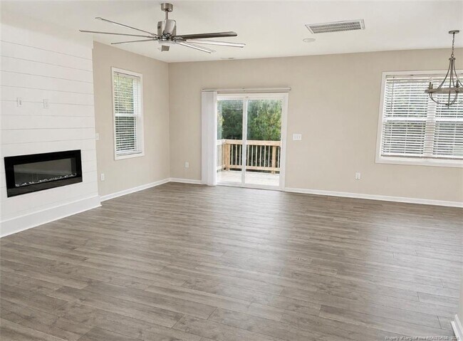 Building Photo - 5620 Tall Timbers Dr