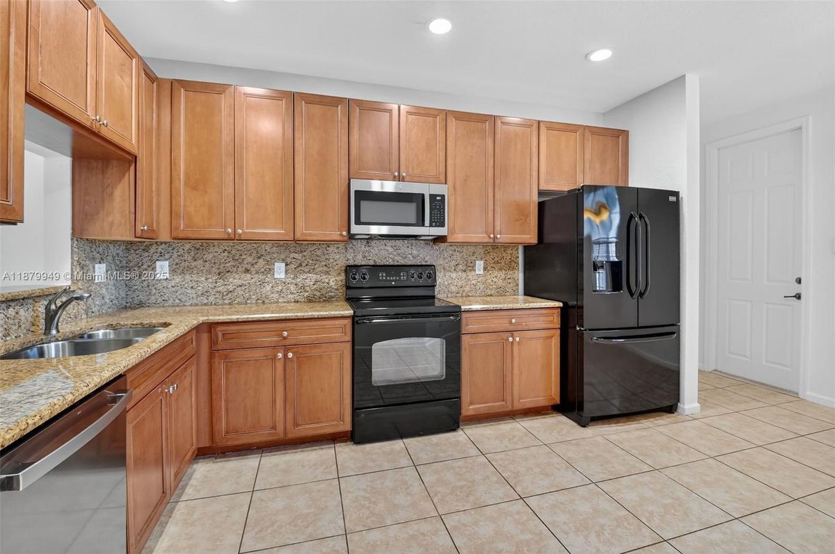 Building Photo - 16097 Poppy Seed Cir