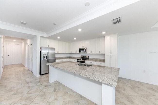Building Photo - 14091 Heritage Landing Blvd