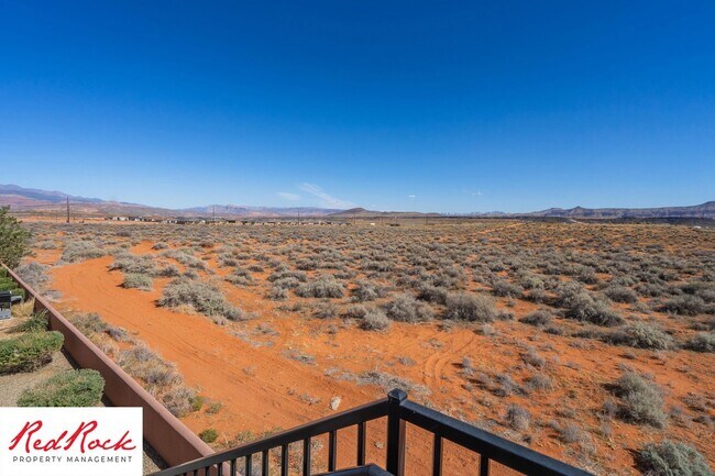 Building Photo - 4 Bedroom Luxury Home Near Sand Hollow