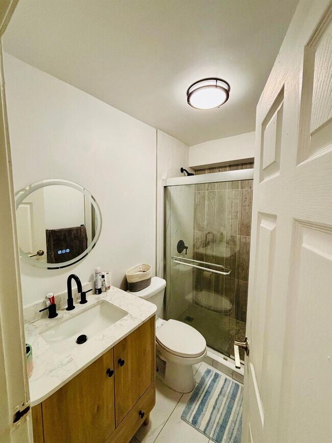 Building Photo - 8000 NW 74th Terrace