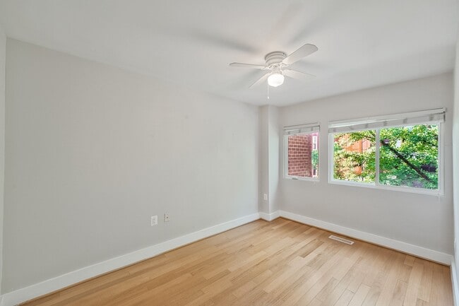 Building Photo - 1339 Riggs St NW