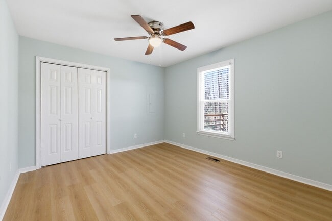 Building Photo - 2760 Mistwood Forest Dr