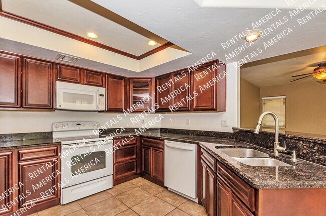 Building Photo - 9449 E Star Water Dr