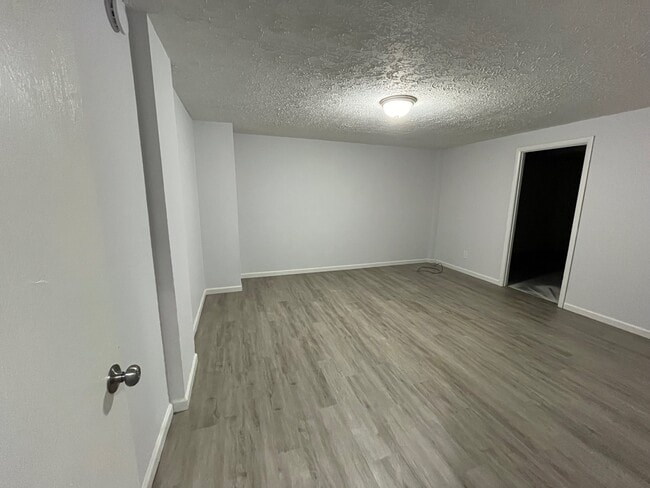 Building Photo - Fantastic Townhouse Westerville schools 2 bedroom 2.5 bathroom, basement