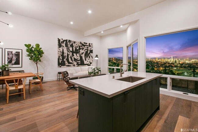 Building Photo - Glen Park: Impressive Top Floor Unfurnishe...