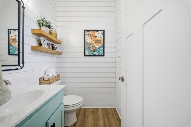 Building Photo - 9610 7th Bay St