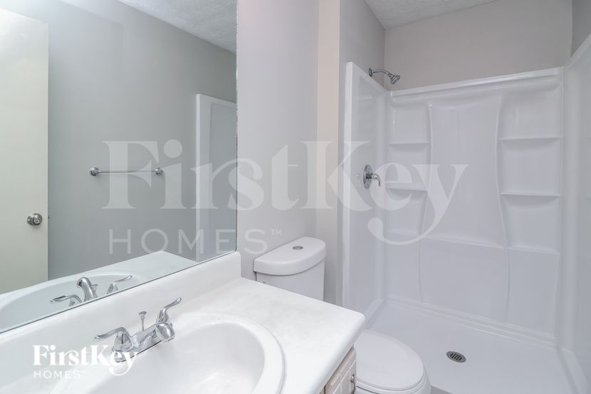 Building Photo - 2845 Tray Ct