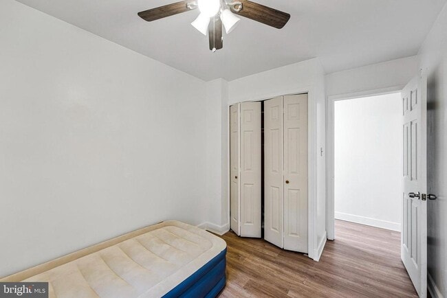 Building Photo - 14707 Bentley Square