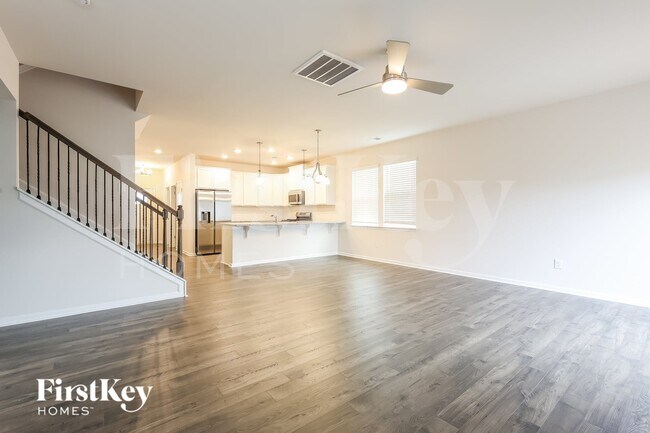 Building Photo - 419 Stonefence Dr