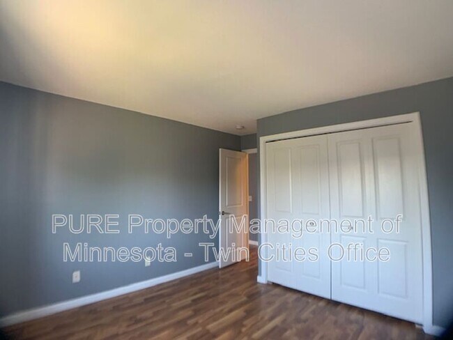 Building Photo - 7282 72nd Ln N