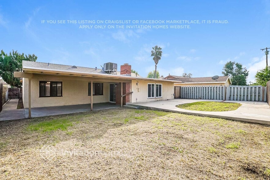 Building Photo - 7943 Newcastle Ave