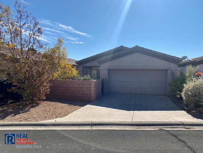 Building Photo - Coral Canyon Home