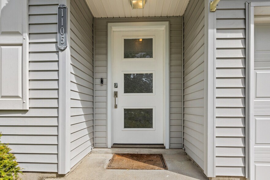 Front Door - 1105 Jonestown Ln