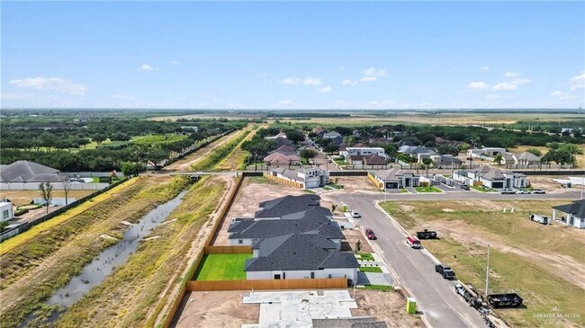Building Photo - 1201 Dolores Del Rio Ave