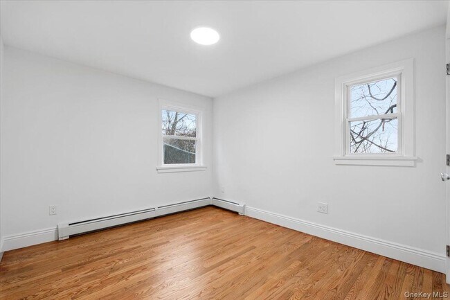 Building Photo - 66 Secor Rd