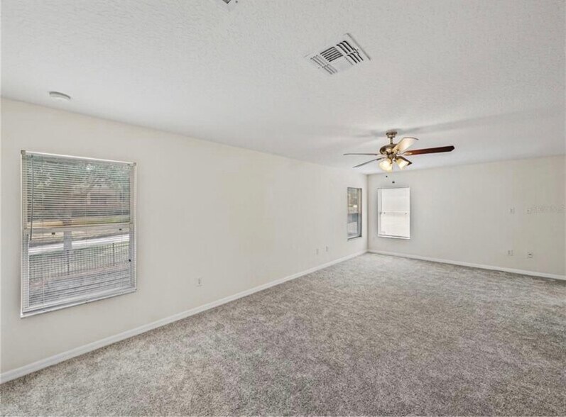 Building Photo - 143 Alfani St