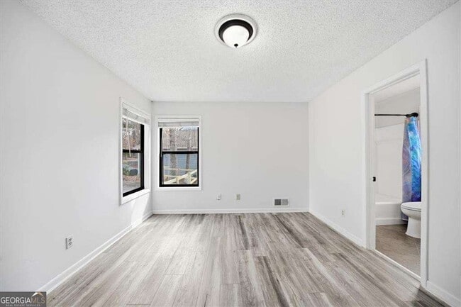 Building Photo - 530 Matterhorn Way