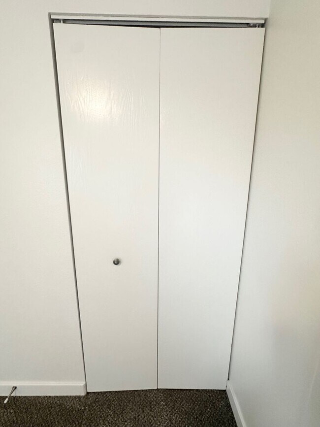 Building Photo - 218 N Michigan Ave